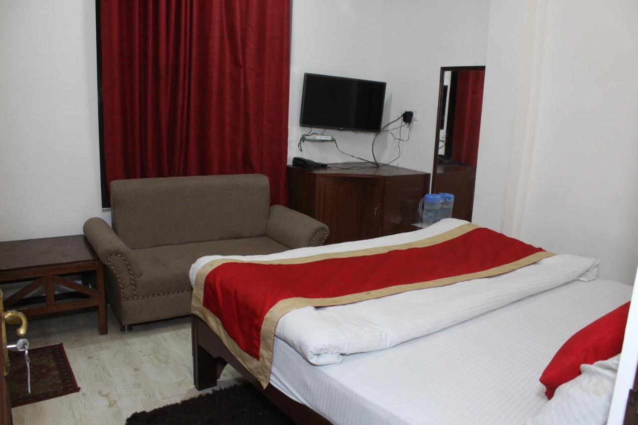 Hotel Dolls Inn Nainital Exterior photo